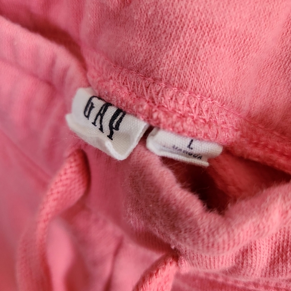 GAP cut off sweatpant shorts - Picture 4 of 4